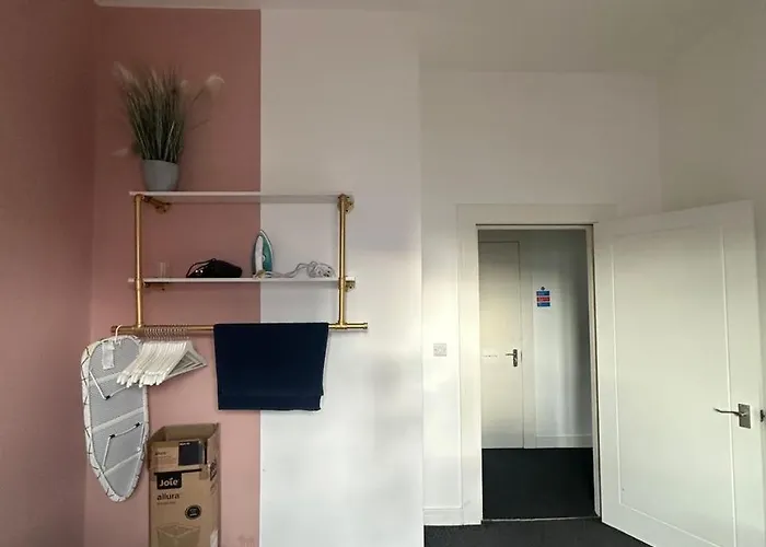 Quay House - Modern Apartments In Salford